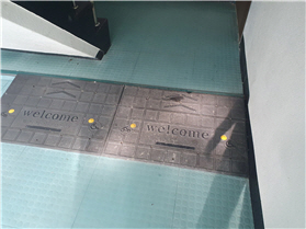 콘도1 1층 객실 출입 경사로 사진